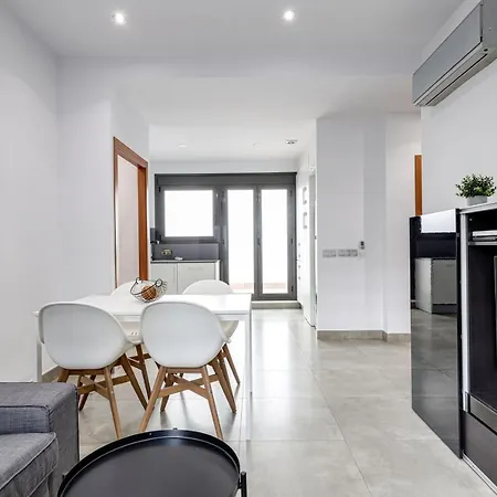 Urban Flats Vallirana *