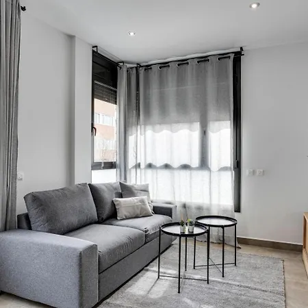 Urban Flats Vallirana *