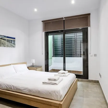 Urban Flats Vallirana Daire *