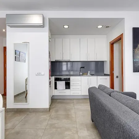 Urban Flats Vallirana Apartment Barcelona