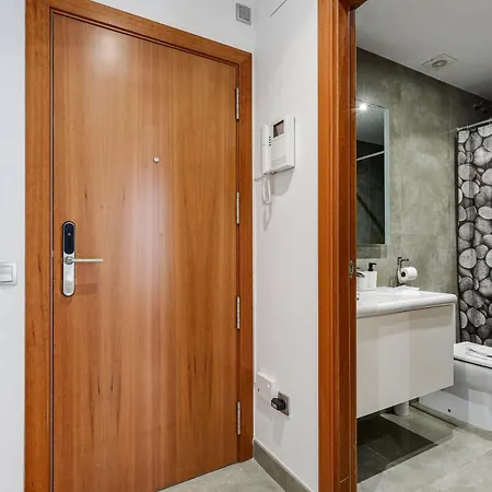 Apartment Urban Flats Vallirana *