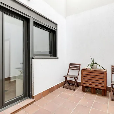 Urban Flats Vallirana Apartment *
