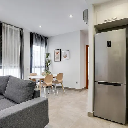 Urban Flats Vallirana Apartment *